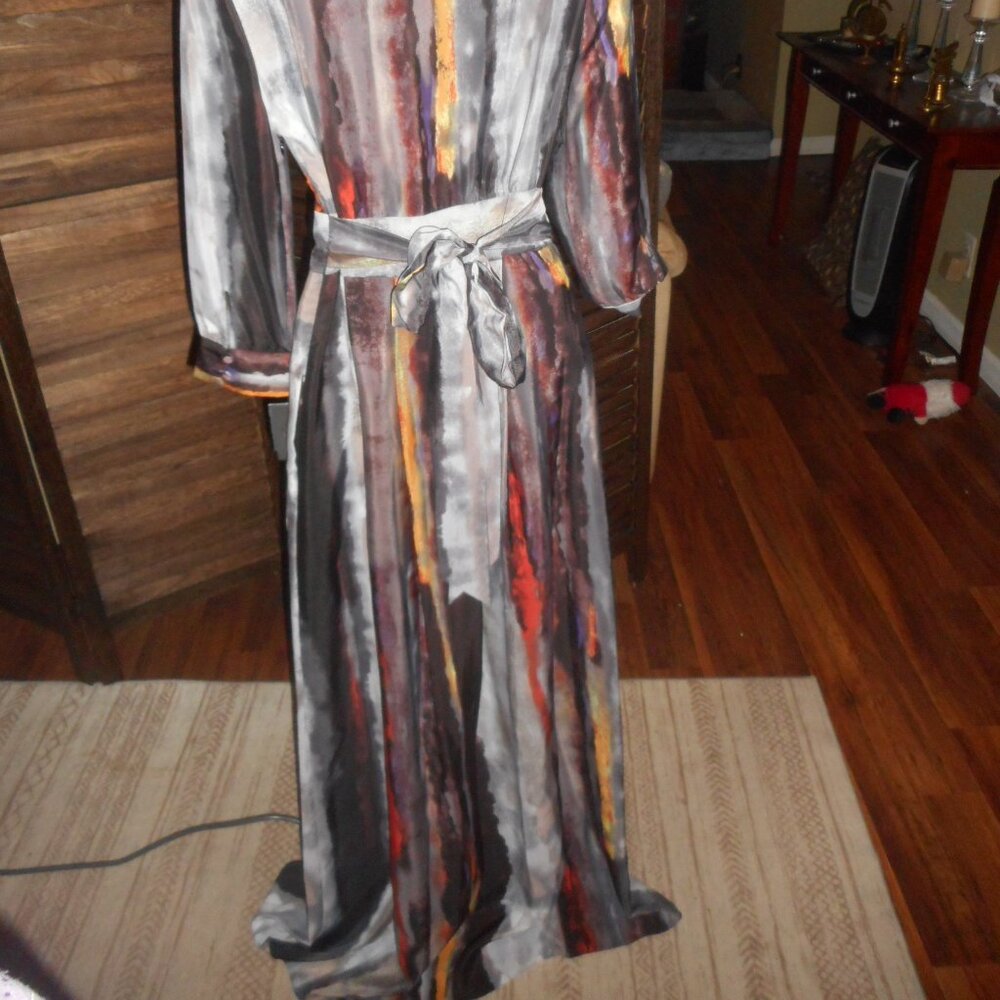 NWT Vince Camuto watercolor fall maxi dress, size 4 - Picture 11 of 16